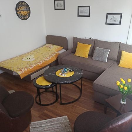 Apartman Lasta Daire Banyaluka Dış mekan fotoğraf