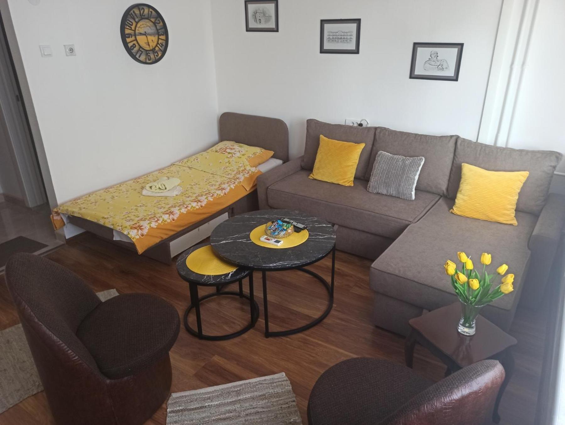 Apartman Lasta Daire Banyaluka Dış mekan fotoğraf